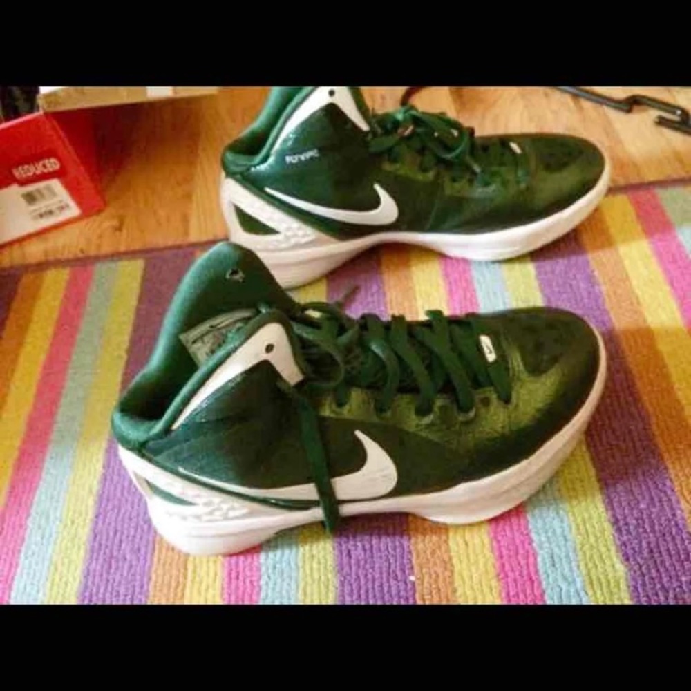 Nike shocks